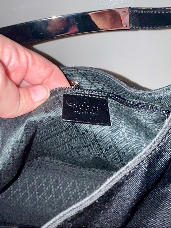 Gucci Black Shoulder Bag with Turquoise Scarf and Crystal Cat Charm - Picture 10 of 12